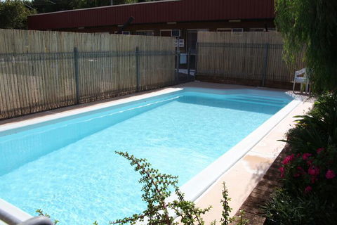 Camellia Motel - Taree Accommodation 3
