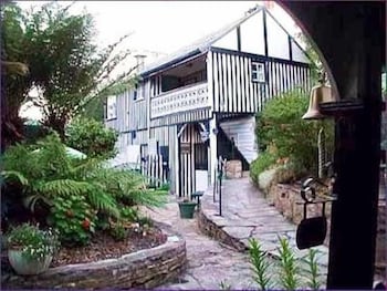 Old Colony Inn - Taree Accommodation 3