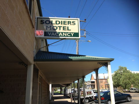 Soldiers Motel - Taree Accommodation 0
