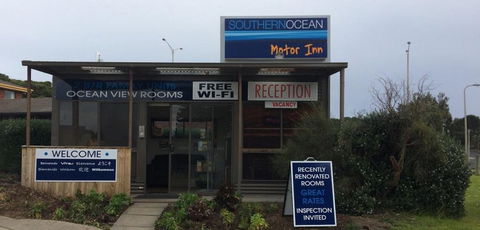 Southern Ocean Motor Inn - Taree Accommodation 1