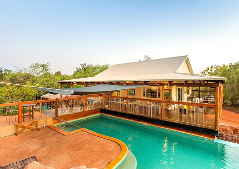 Cygnet Bay Pearls - Taree Accommodation 1