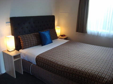 Beachcomber Motel And Apartments Apollo Bay - Taree Accommodation 4