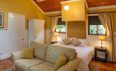 Oak Tree Lodge - Taree Accommodation 4