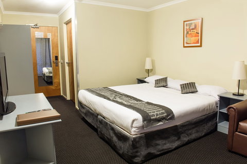 The River Inn Thredbo - Taree Accommodation 6