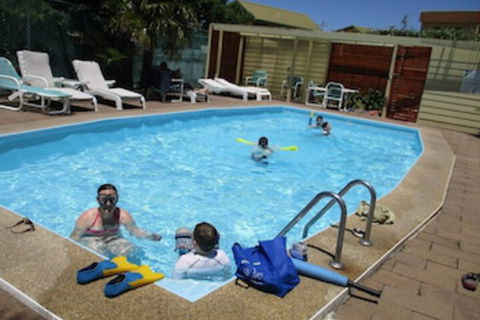 Anchorbell Holiday Apartments - Taree Accommodation 0