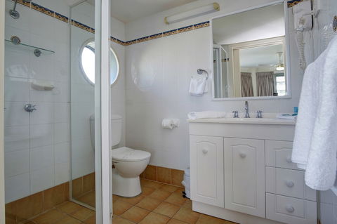 Sails Luxury Apartments, Forster - Taree Accommodation 5