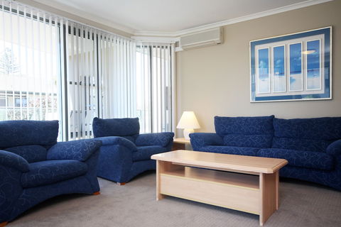 Sails Luxury Apartments, Forster - Taree Accommodation 3