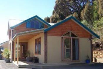 Eastern Reef Cottages - Taree Accommodation 6