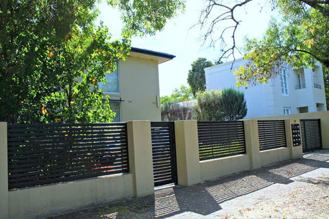 Adelaide DressCircle Apartments Childers Street - Taree Accommodation 5