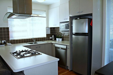 Adelaide DressCircle Apartments Childers Street - Taree Accommodation 3