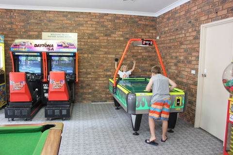 BIG4 Warrnambool Figtree Holiday Park - Taree Accommodation 3