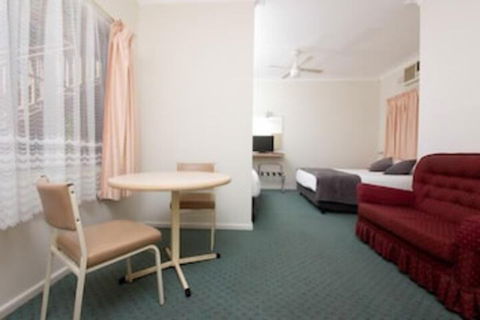 Jasmine Lodge Motel - Taree Accommodation 7