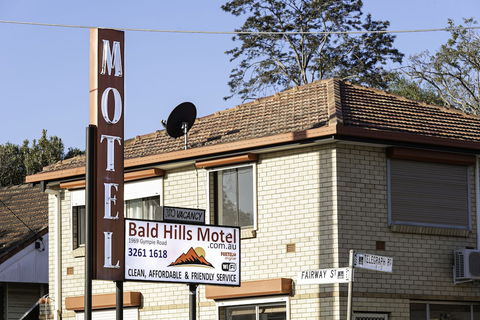 Bald Hills Motel - Taree Accommodation 0