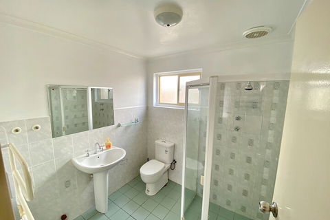 Esplanade Apartments At West Beach - Taree Accommodation 2