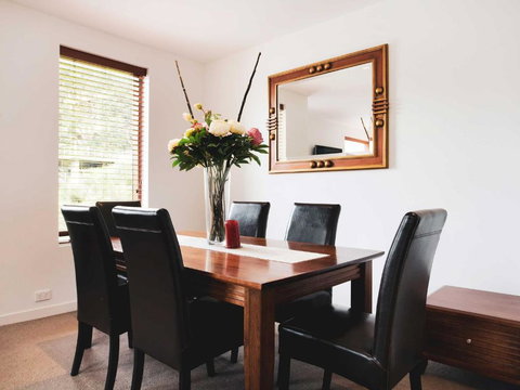 Elevation Apartments - Taree Accommodation 2