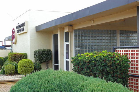 Charles Sturt Motor Inn West Wyalong - Taree Accommodation 1