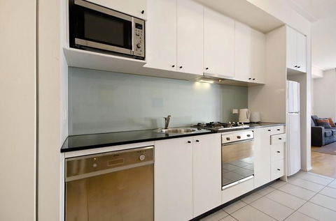 Astra Apartments Sydney Kent Street - Taree Accommodation 5