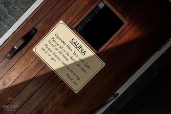 Attunga Alpine Lodge And Apartments - Taree Accommodation 4