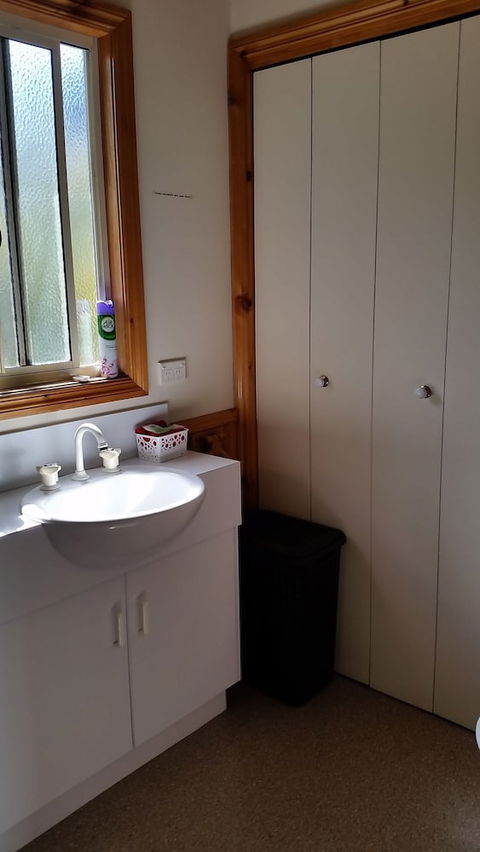 Awonga Cottages - Taree Accommodation 4