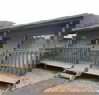 Awonga Cottages - Taree Accommodation