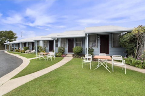 Canberra Ave Villas - Taree Accommodation 0
