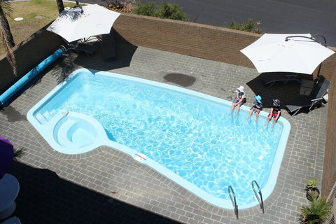 Narooma Palms Holiday Apartments - Taree Accommodation 2