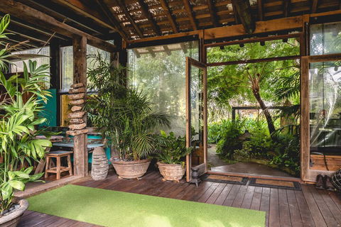 Albany Bali Style Accommodation - Taree Accommodation 0