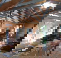 Treetops Accommodation Montville - Taree Accommodation