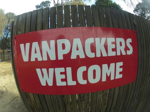 Bells Beach Backpackers - Taree Accommodation 3