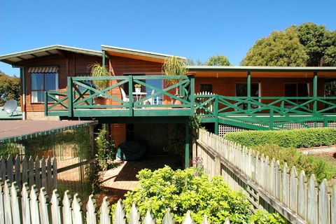 Johanna Green - Taree Accommodation 6