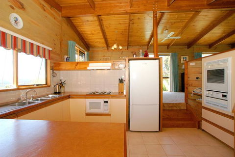 Johanna Green - Taree Accommodation 0