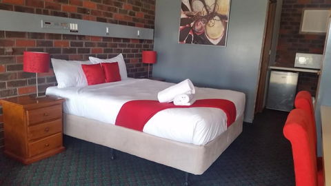 Wentworth Club Motel - Taree Accommodation 6