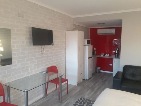 Wentworth Club Motel - Taree Accommodation 5