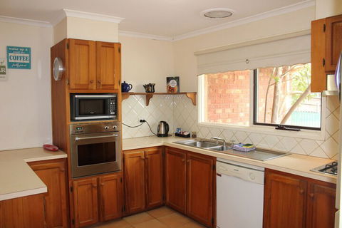 Australian Home Away At East Doncaster - Taree Accommodation 2