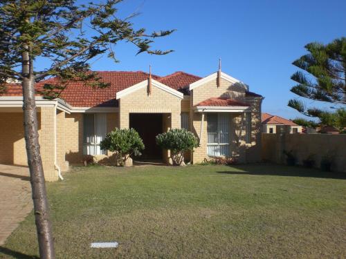 Wannanup WA Taree Accommodation