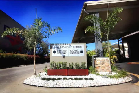 Mayfair Motel Emerald - Taree Accommodation 2