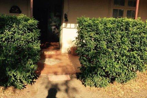 Catania Cottage & Farmhouse - Taree Accommodation 6