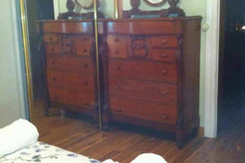 Catania Cottage & Farmhouse - Taree Accommodation 7