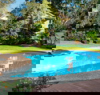 McMillans of Metung Coastal Resort - Taree Accommodation