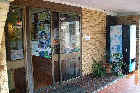 Sun Plaza Motel Mackay - Taree Accommodation 7