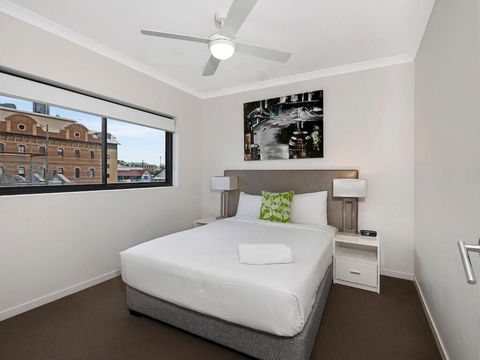 Atrio Apartments - Taree Accommodation 5