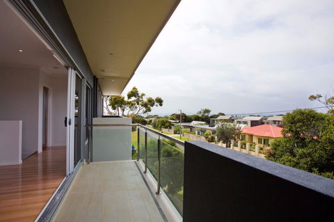 Whitewater Apartments - Taree Accommodation 3
