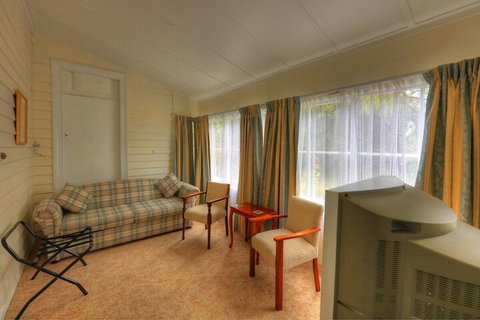 Acacia Bed & Breakfast - Taree Accommodation 7