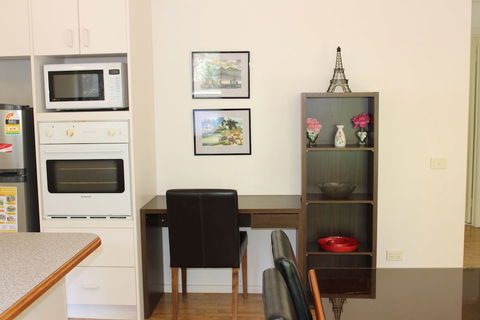 Australian Home Away Ringwood At Bardia - Taree Accommodation 4