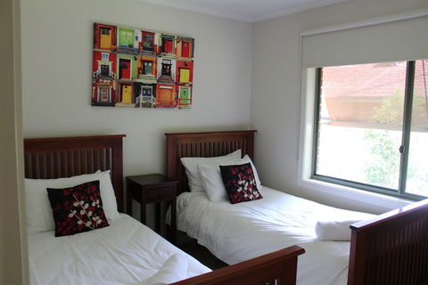 Australian Home Away Ringwood At Bardia - Taree Accommodation 1