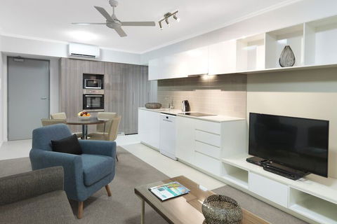 Oaks Mackay Carlyle Suites - Taree Accommodation 2
