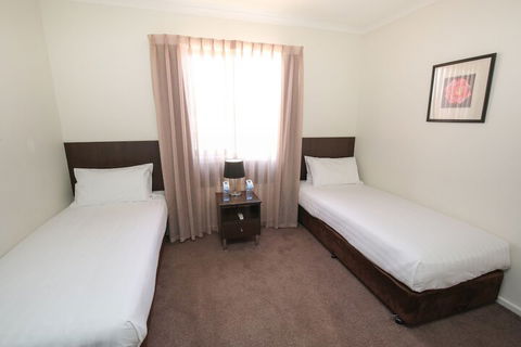 Aquarius Apartments And Cabins - Taree Accommodation 4
