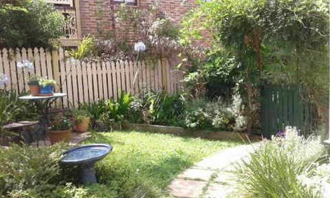 Marys Place B & B - Taree Accommodation 1