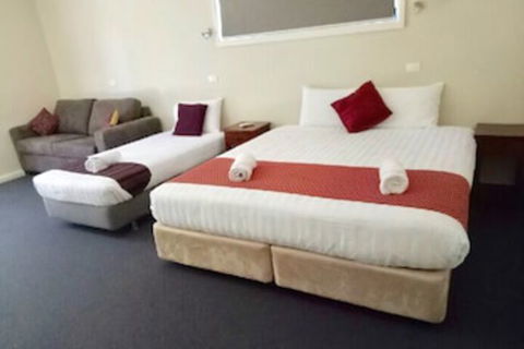 Hillview Farmstay - Taree Accommodation 6