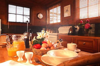 Keefer's Cottage - Taree Accommodation 1